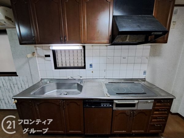 東大阪市箱殿町　中古一戸建て