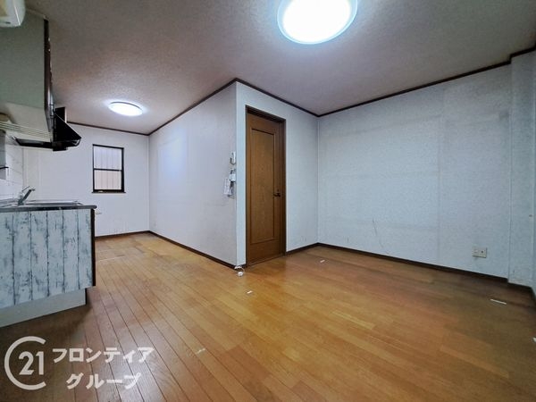 東大阪市箱殿町　中古一戸建て
