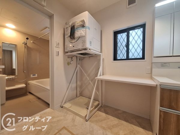 東大阪市大蓮東４丁目　新築一戸建て