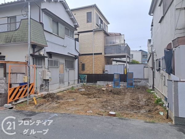 大阪市平野区瓜破７丁目　新築一戸建て