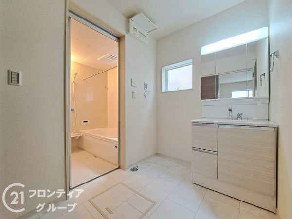 八尾市萱振町２丁目　新築一戸建て　３期　全１区画