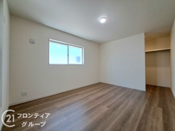 八尾市萱振町２丁目　新築一戸建て　３期　全１区画