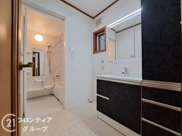 東大阪市菱屋東２丁目の中古一戸建て