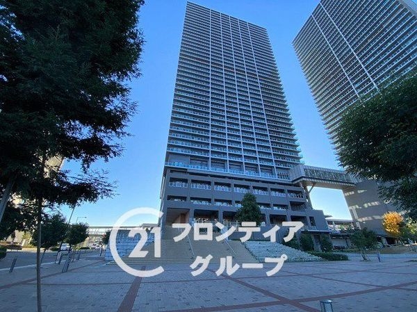 メガシティタワーズ　ザ・イースト　中古マンション