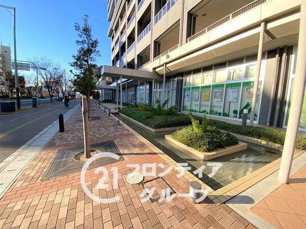 メガシティタワーズ　ザ・イースト　中古マンション