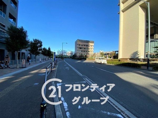 メガシティタワーズ　ザ・イースト　中古マンション