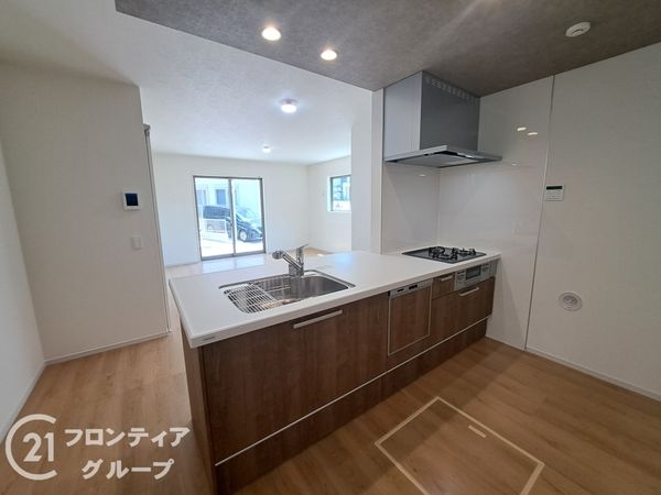 東大阪市東石切町５丁目　新築一戸建て　１期　１号棟
