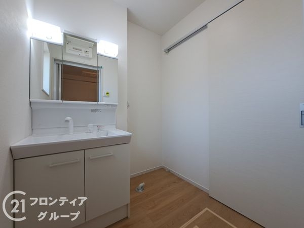 東大阪市東石切町５丁目　新築一戸建て　１期　１号棟