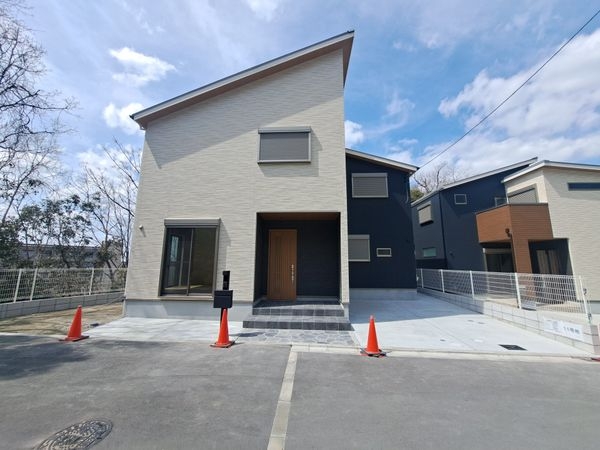 東大阪市池之端町　新築一戸建て　11号棟