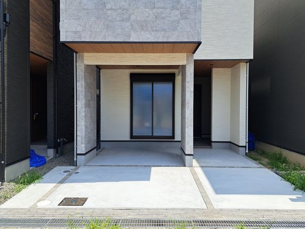 東大阪市三ノ瀬３丁目　新築一戸建て　２号棟