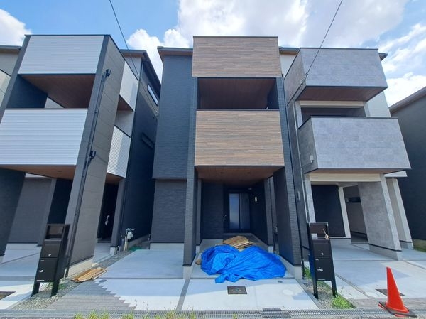 東大阪市三ノ瀬３丁目　新築一戸建て　３号棟