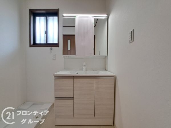 八尾市久宝園２丁目の中古一戸建て
