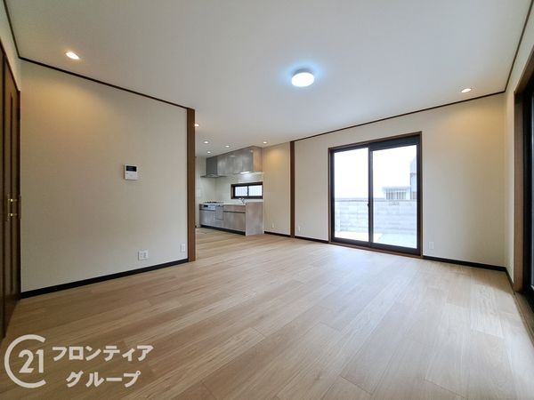 八尾市久宝園２丁目　中古一戸建て