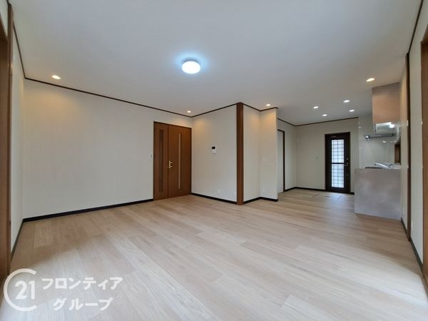 八尾市久宝園２丁目の中古一戸建て