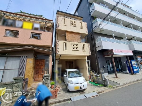 東大阪市新家西町の中古一戸建て