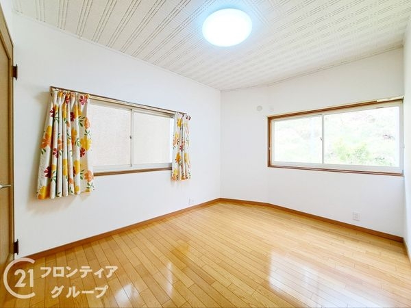 東大阪市日下町８丁目の中古一戸建て