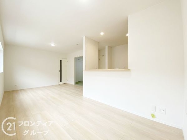 東大阪市鷹殿町　新築一戸建て　第１　１号棟