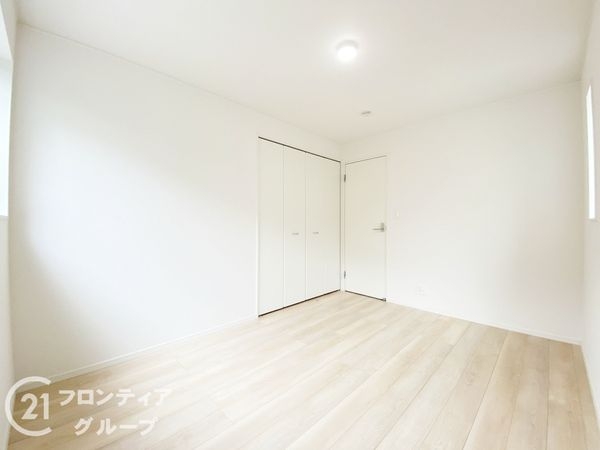 東大阪市鷹殿町　新築一戸建て　第１　２号棟
