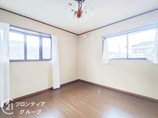 東大阪市六万寺町３丁目の中古一戸建て