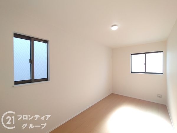 東大阪市若江本町２丁目　新築一戸建て　全１区画