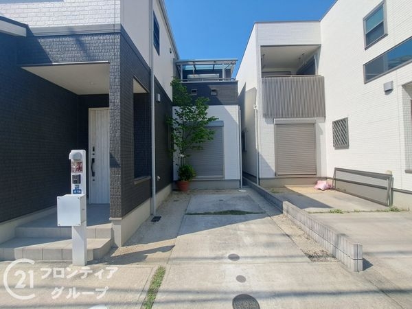 東大阪市岸田堂西１丁目の中古一戸建て