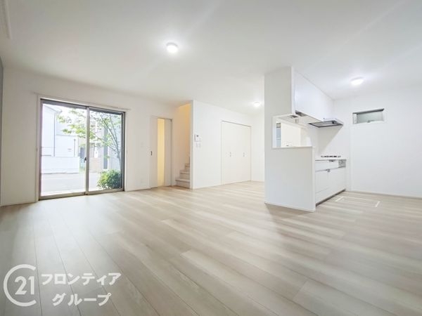 東大阪市岸田堂西１丁目　中古一戸建て