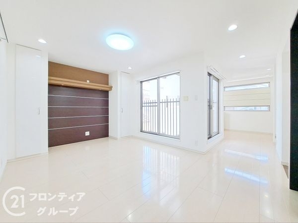 八尾市緑ヶ丘５丁目　中古一戸建て
