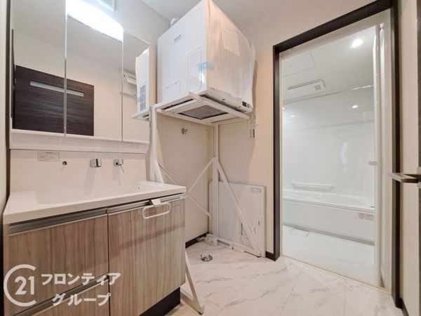東大阪市昭和町　新築一戸建て