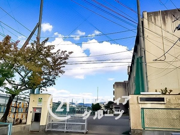 プランメゾン八尾 中古マンション(八尾市立亀井中学校)
