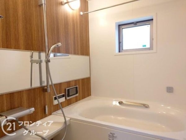 東大阪市岩田町１丁目　中古一戸建て