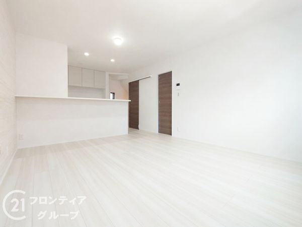 東大阪市若江西新町3丁目　新築一戸建て