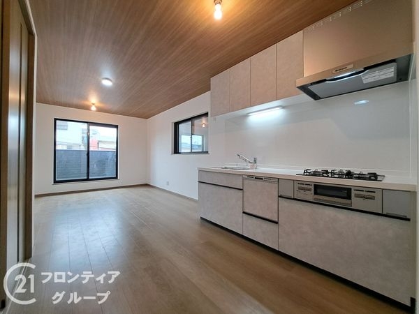 東大阪市大蓮南４丁目　新築一戸建て
