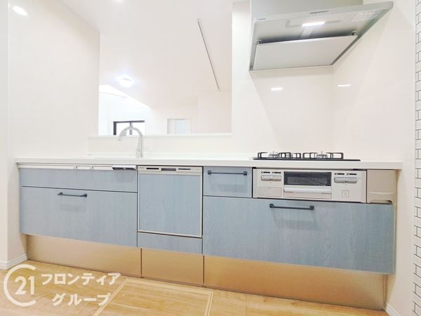 東大阪市長堂３丁目　新築一戸建て