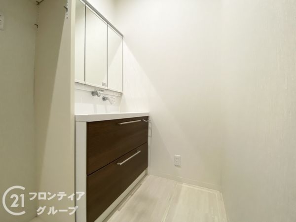 東大阪市御厨南２丁目の中古一戸建て