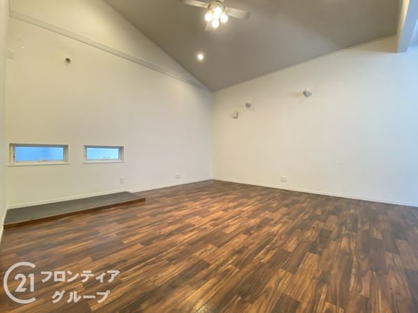 東大阪市御厨南２丁目の中古一戸建て