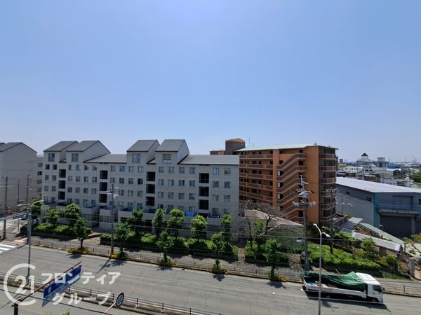 クロスティ八尾南壱番館　中古マンション