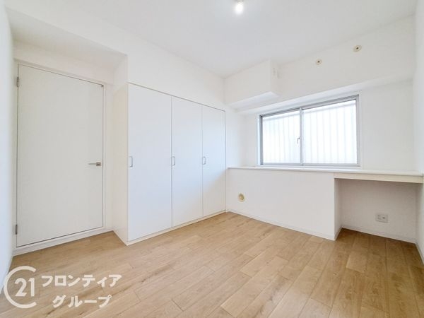 クロスティ八尾南壱番館　中古マンション