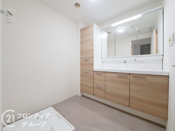 クロスティ八尾南壱番館　中古マンション