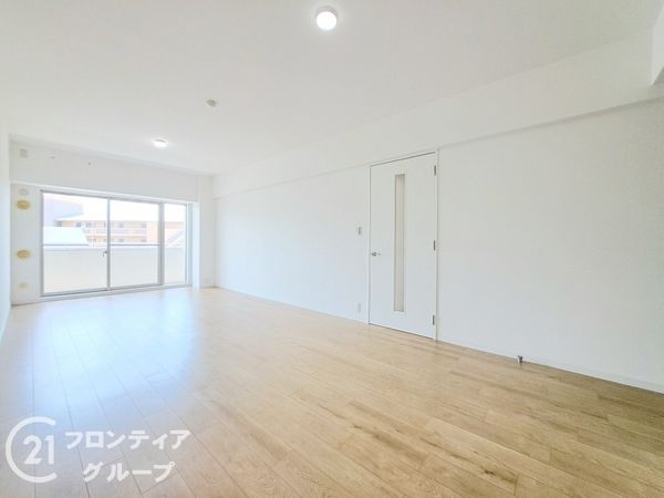 クロスティ八尾南壱番館　中古マンション