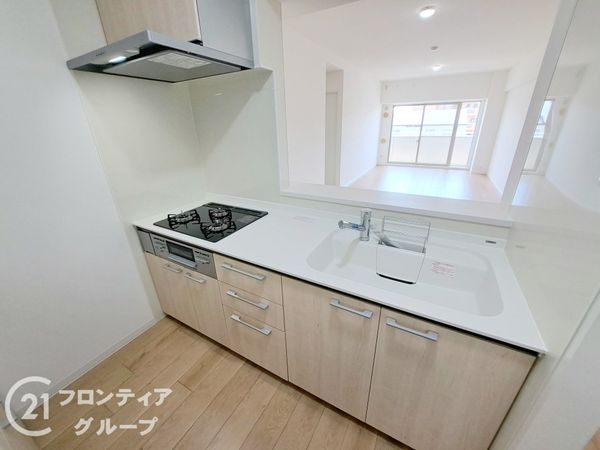 クロスティ八尾南壱番館　中古マンション