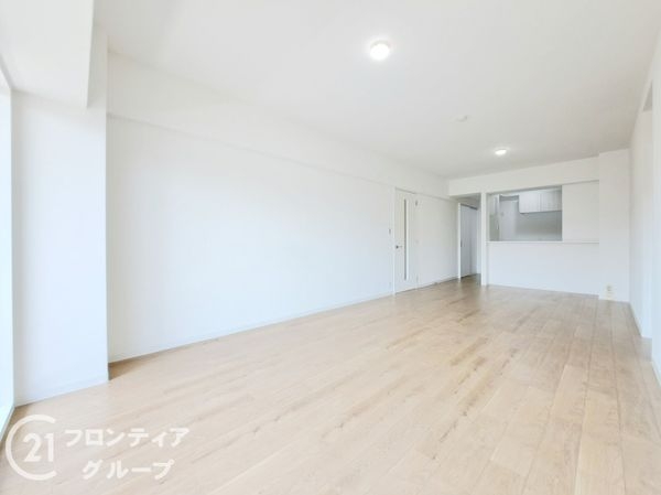 クロスティ八尾南壱番館　中古マンション