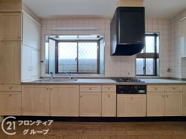 東大阪市出雲井本町　中古一戸建て