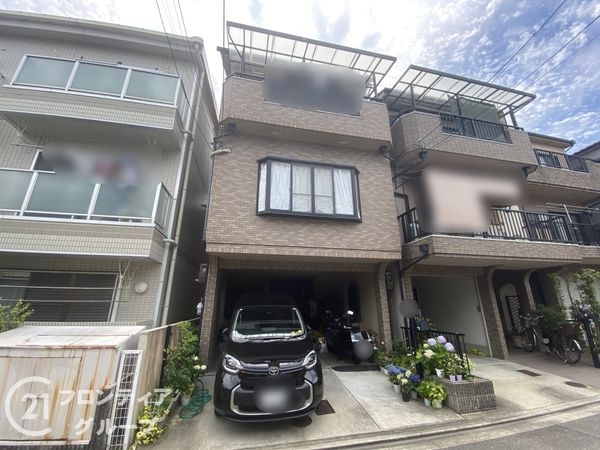 東大阪市鴻池町１丁目の中古一戸建て