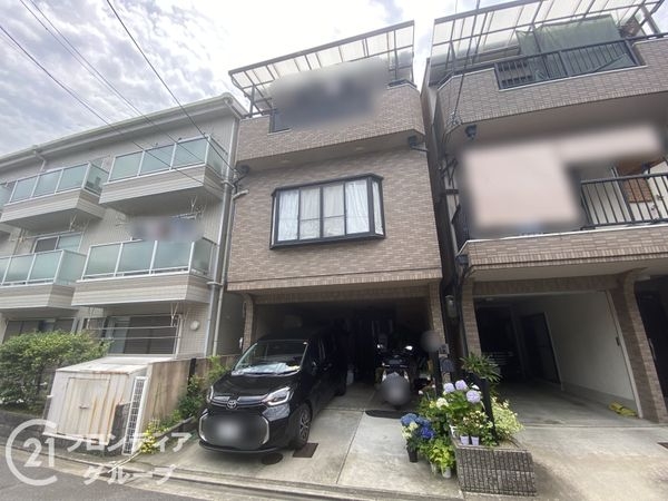 東大阪市鴻池町１丁目の中古一戸建て