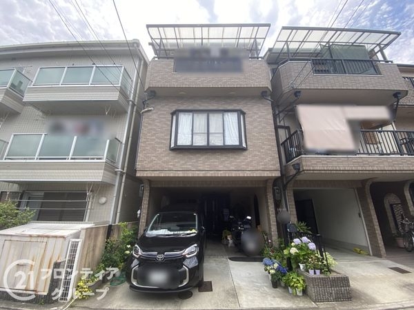 東大阪市鴻池町１丁目　中古一戸建て