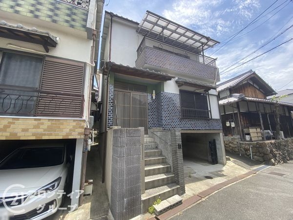 東大阪市日下町８丁目の中古一戸建て