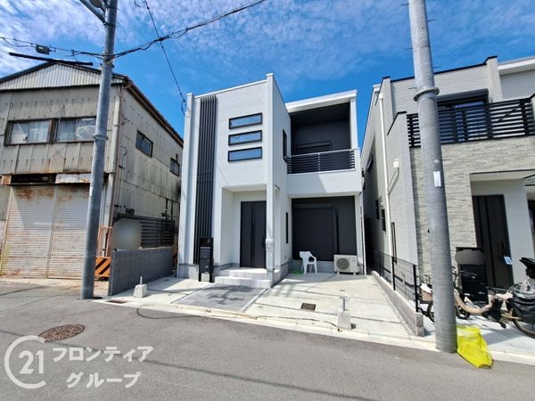 東大阪市中鴻池町３丁目の中古一戸建て
