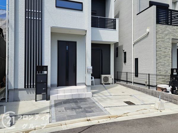 東大阪市中鴻池町３丁目の中古一戸建て