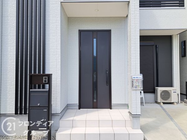 東大阪市中鴻池町３丁目の中古一戸建て