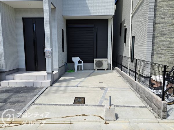東大阪市中鴻池町３丁目の中古一戸建て